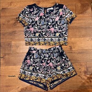 Floral Women's Shorts Set